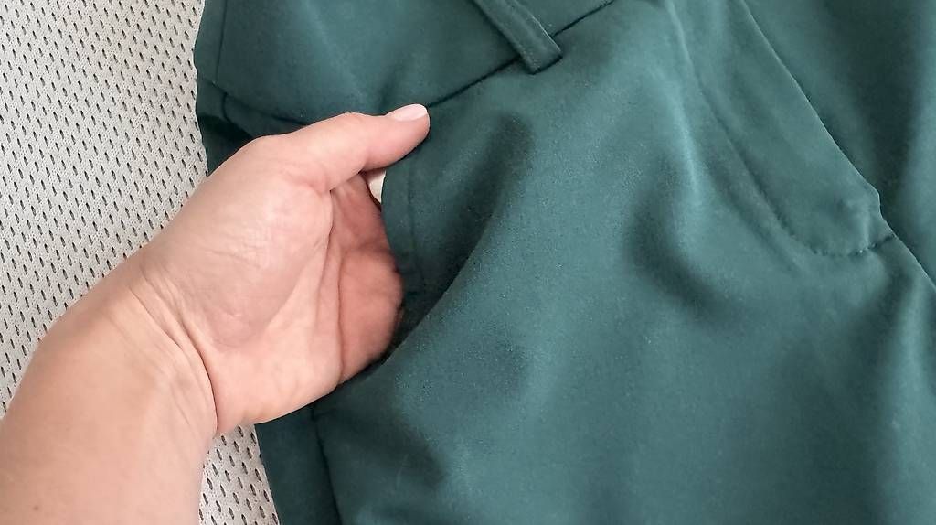 Pantaloni: Hose - neu – Nuovo e nell'imballaggio originale da Zürich venduto da val_9sjh 1