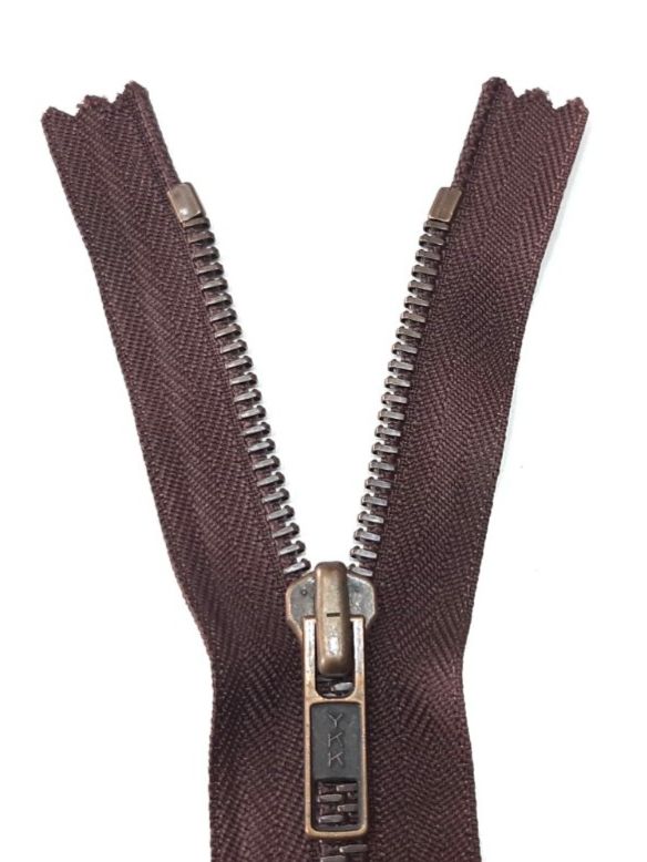 Tissus: Reißverschluss 20 cm -  Fermeture éclair 20 cm – Neuf (Voir description) à Savagnier par Marderuth