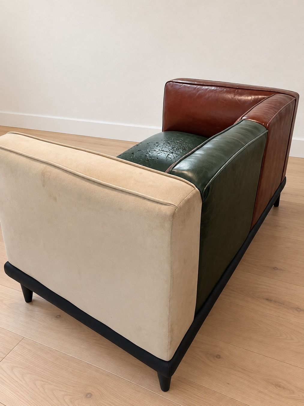 Mutoni Sofas: Design Sofa Patchwork Leder Mix mehrfarbig gebraucht – D'occasion à Rickenbach SO par ABCDE12 1