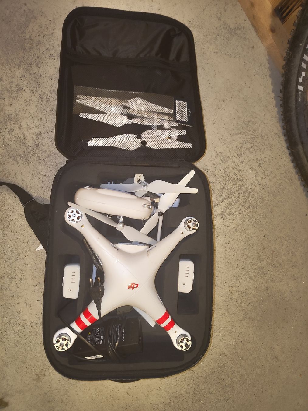 Akkus, Ladegeräte & Netzgeräte: DJI Phantom 3 Standard Deine (read description) – Gebraucht aus Gisikon von arb_7pkz 2