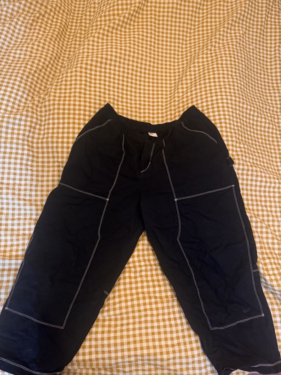 Nike Pantaloni: Pantalon NIKE noir  – Nuovo (secondo la descrizione) da Vevey venduto da ebuache