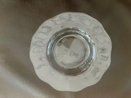 2 Teller mit Wellenrand, 20cm/24 cm Durchmesser