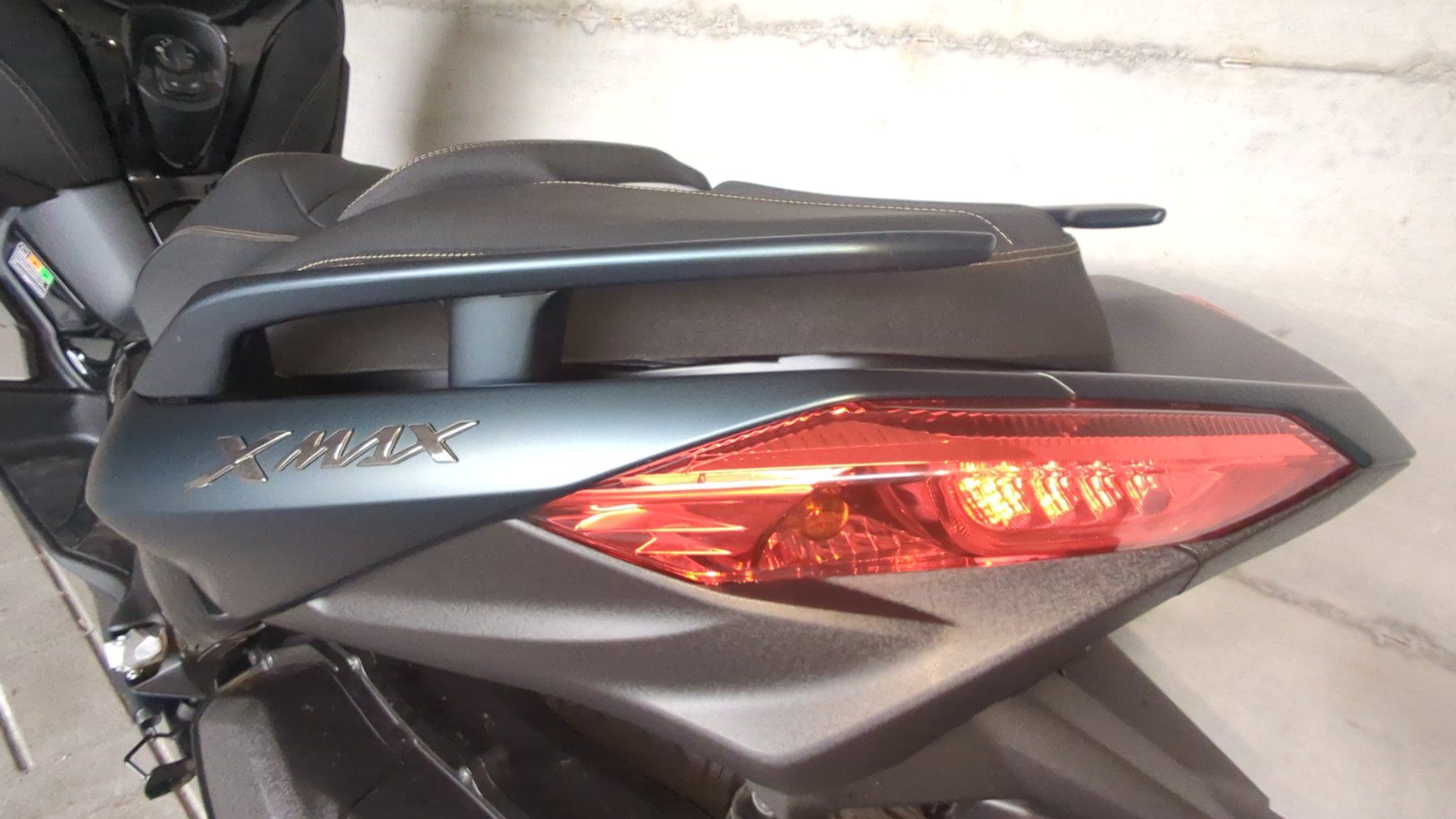 Yamaha Scooters: YAMAHA X-MAX 300 TECH-MAX – Gebraucht aus Mergoscia von onl_tq52 7