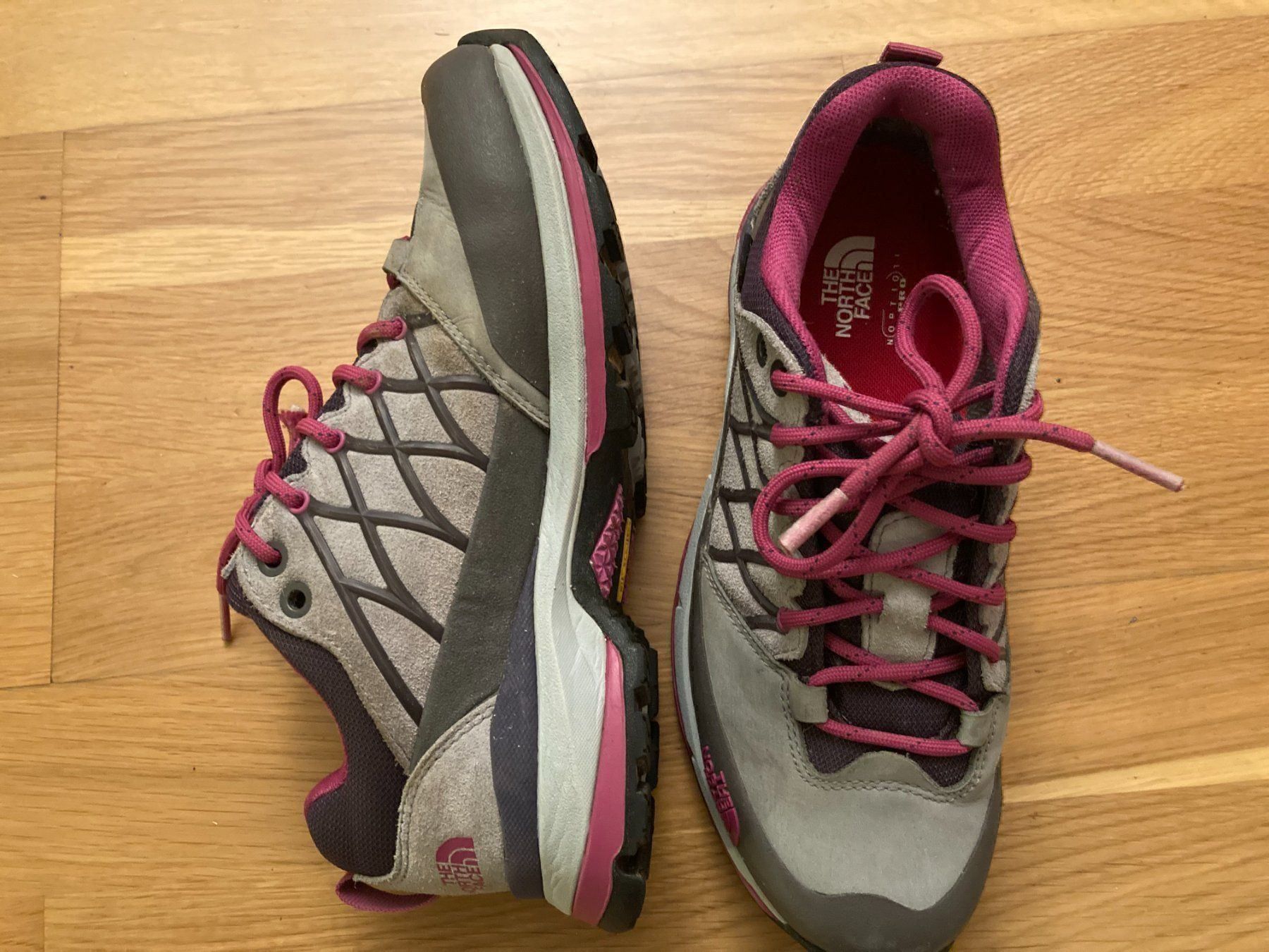 North Face Scarpe da donna: The North Face Damen Wanderschuhe 37.5 – Usato da Luzern venduto da AM2nd 2