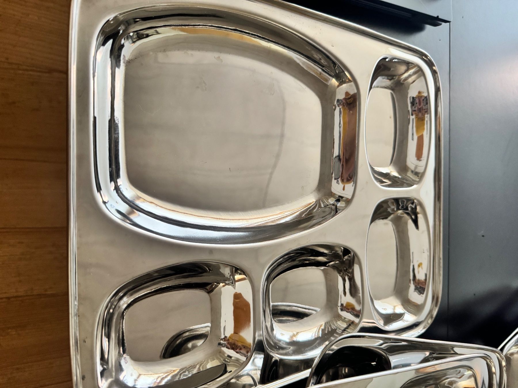 Tutti gli attrezzi: Stainless Steel Dinner Plates – Usato da Oberägeri venduto da aka_skz8 2