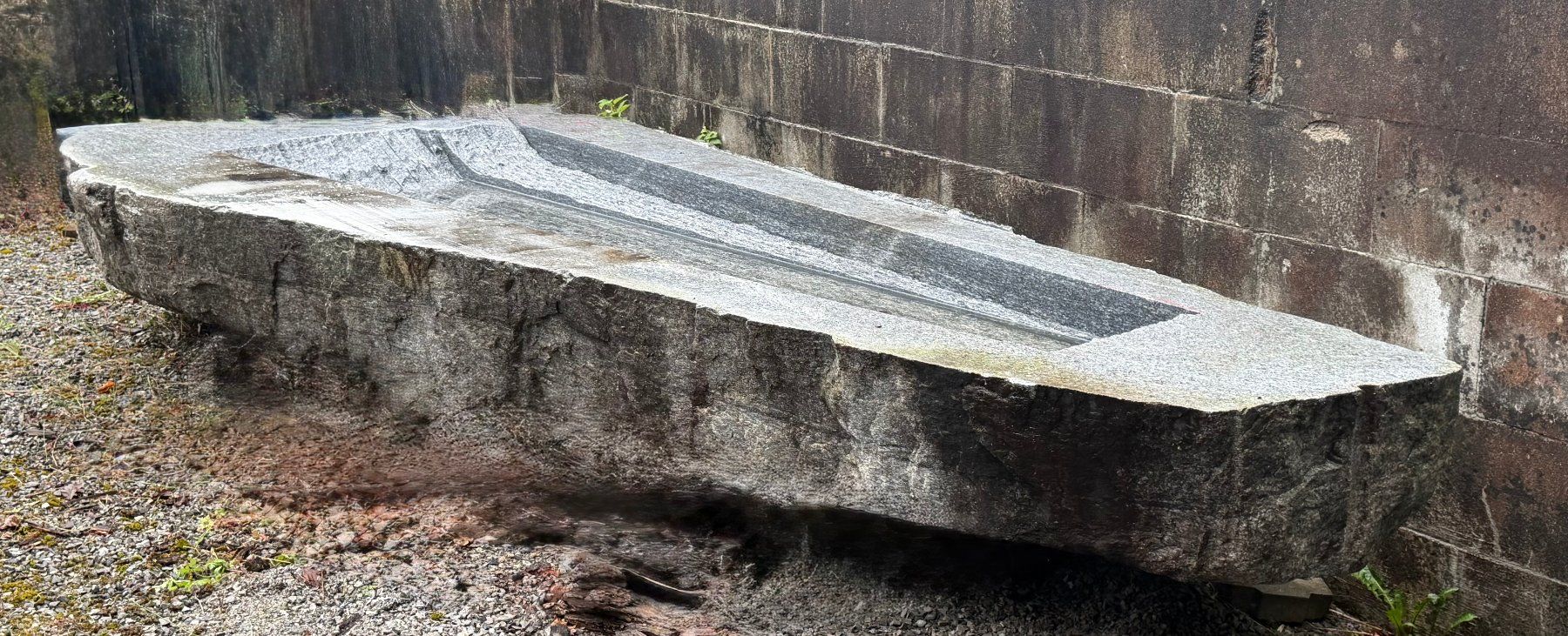 Pietre & tegole: Einzigartige grosse Granitplatte – Nuovo (secondo la descrizione) da Wädenswil venduto da chicunja 3