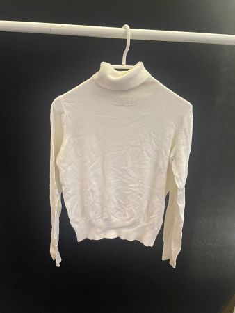 Weisser Rollkragenpullover von H&M, Grösse M, Top Zustand!