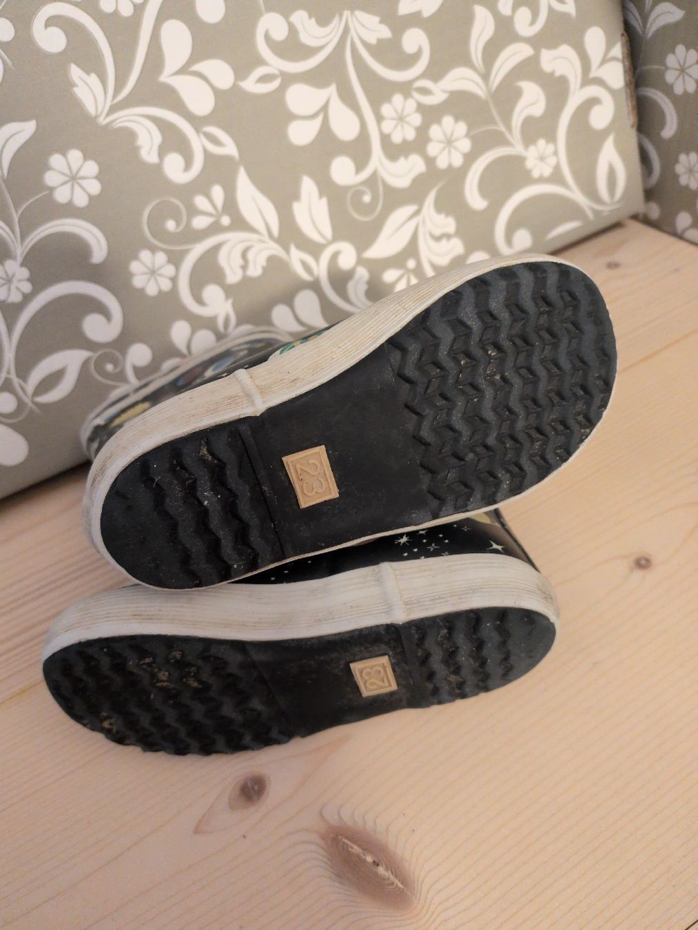 Chaussures garçon: Gummistiefel Gr. 23 – D'occasion à Oberhelfenschwil par Tattar 1