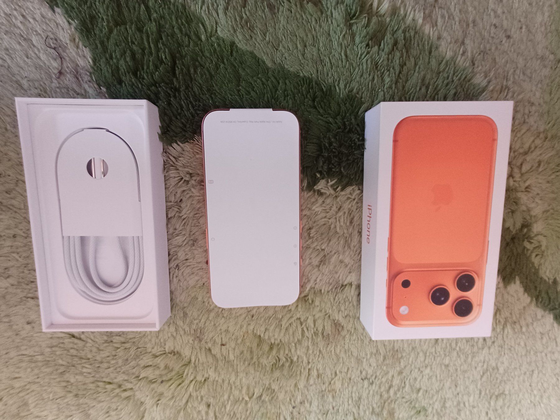Apple Portables: iPhone 13 Pro Max Orange OVP neuwertig – Neuf avec emballage d'origine à Wängi par kapp100