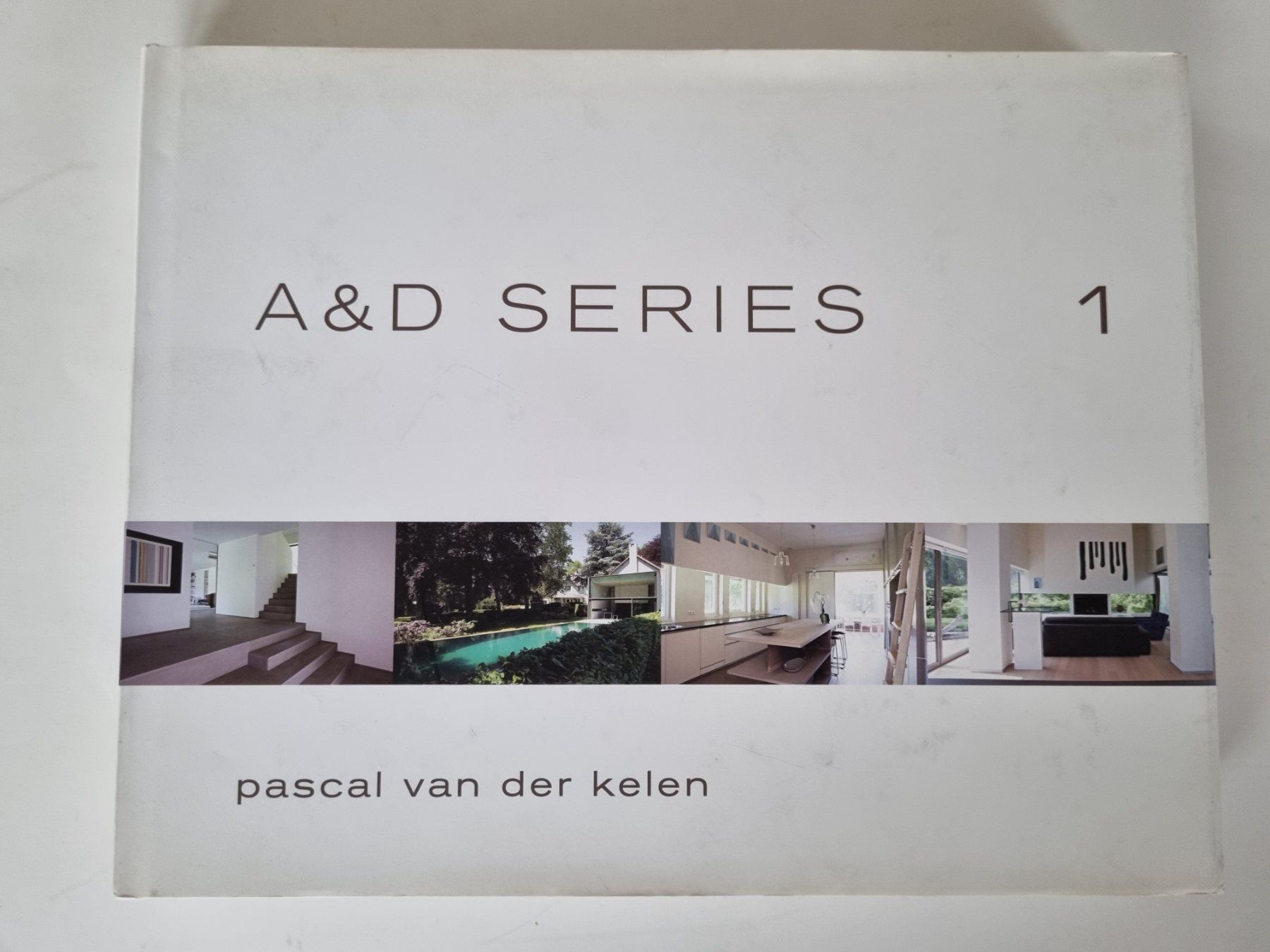 Libri: A&D SERIES 1 Architekturbuch Pascal van der Kelen – Usato da Opfikon venduto da Diversamente