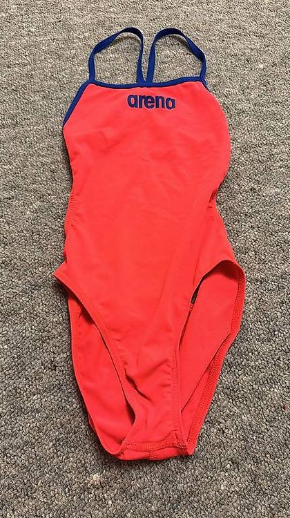 Maillot n106 bacci taille 6 ans