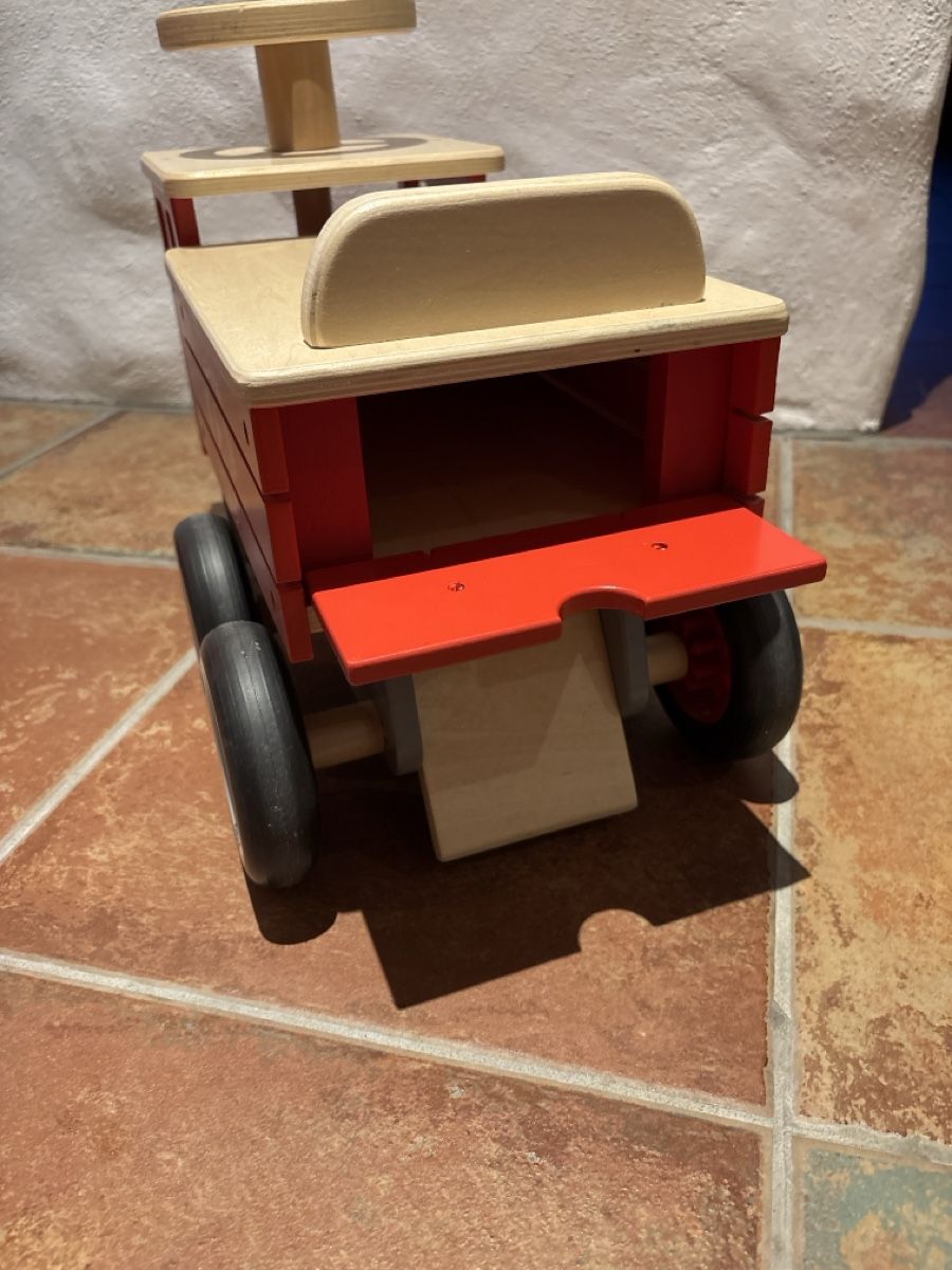 Vilac Fahrzeuge für Kinder: Holzfeuerwehrauto / Kinderfahrzeug – Gebraucht aus Waldstatt von Imaginary 1