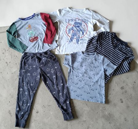 1054 – 5 pièces garçon (Zara…) 120-128 (6-8 ans)