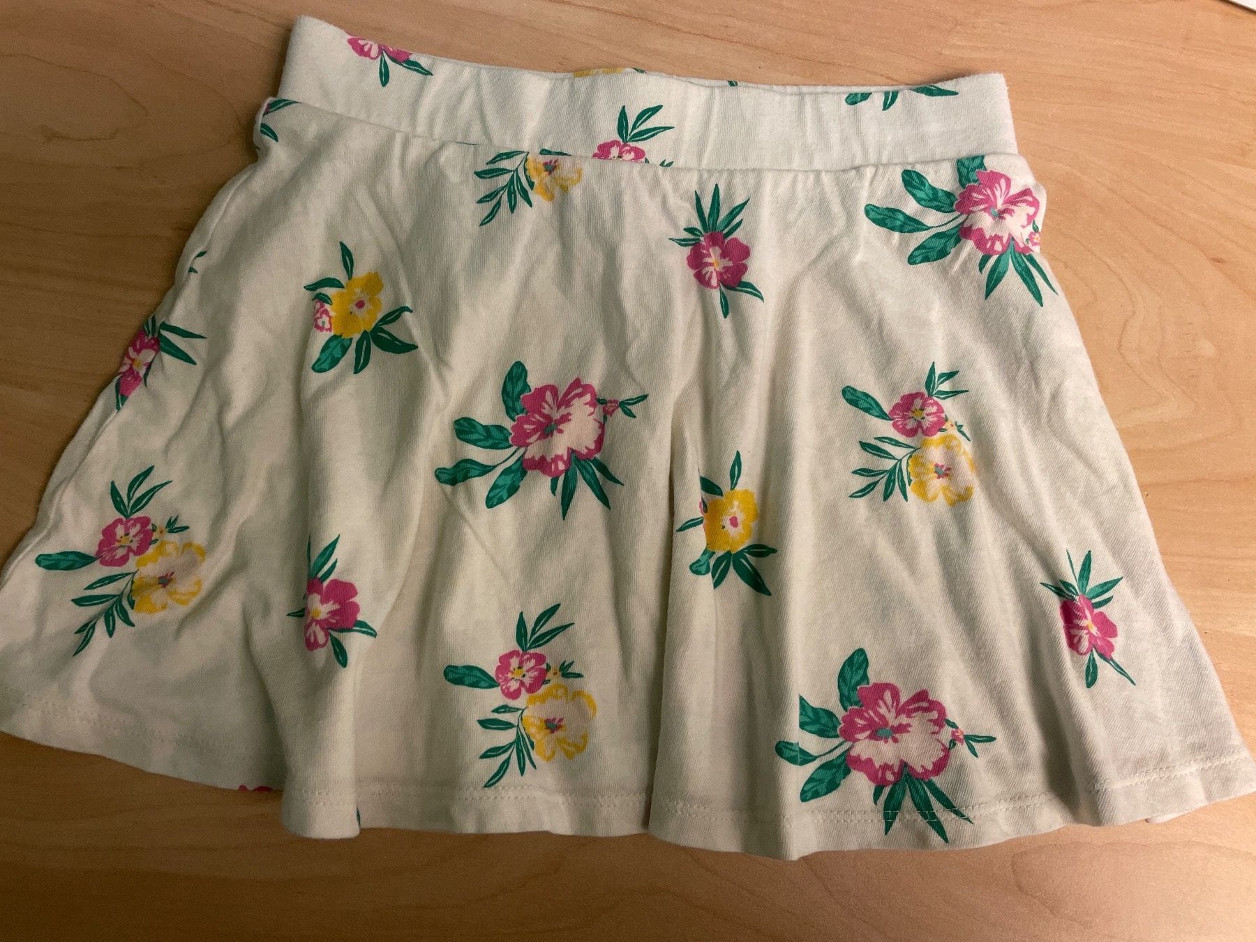 Kleider & Röcke: Neuer Old Navy Jupe Gr.110 – Neu (gemäss Beschreibung) aus Obergerlafingen von cabo4