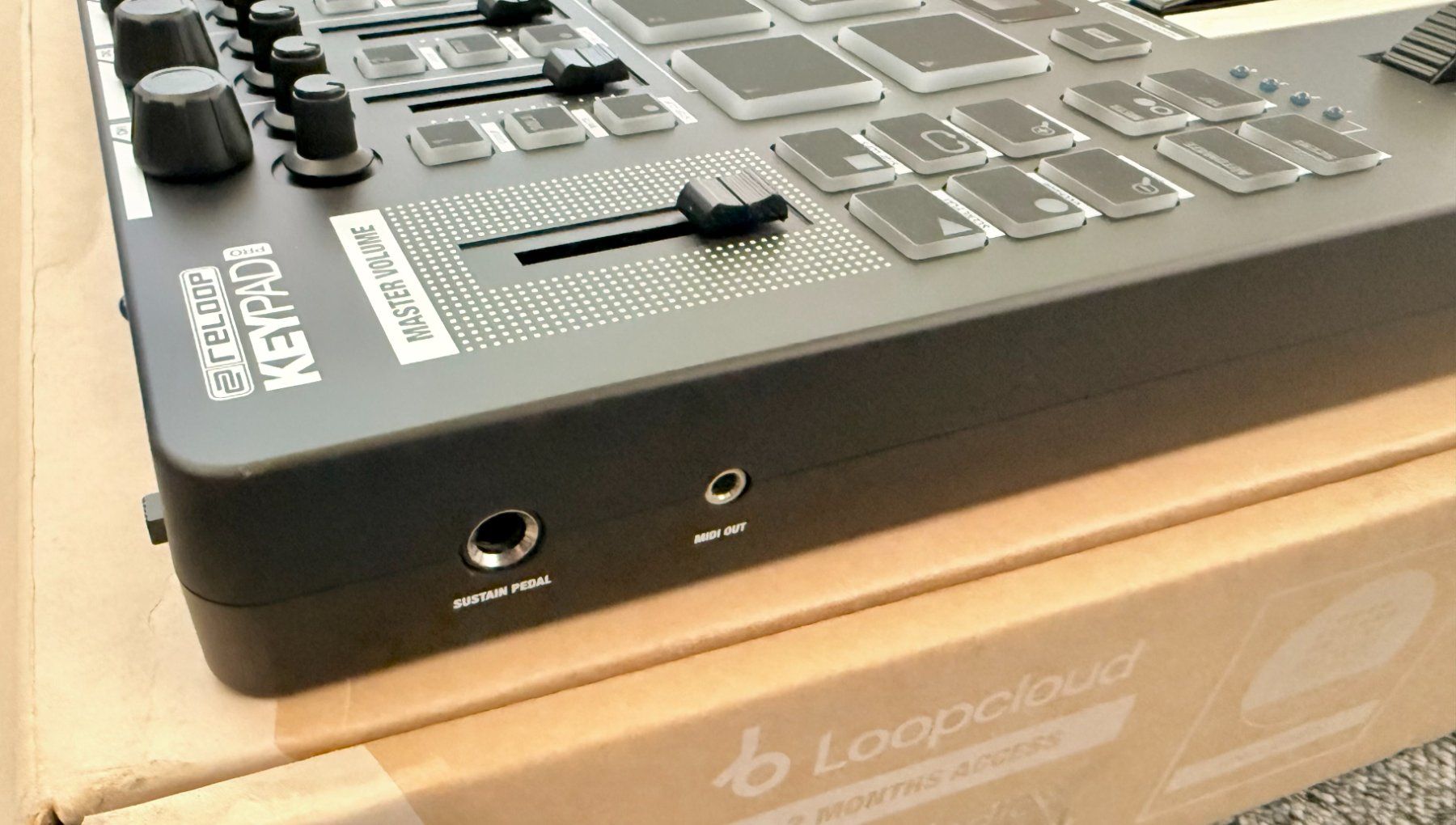 Instruments de musique: Reloop Keypad Pro MIDI Controller - Absolut Neuwertig! – Neuf (Voir description) à Wernetshausen par Jetson05 5