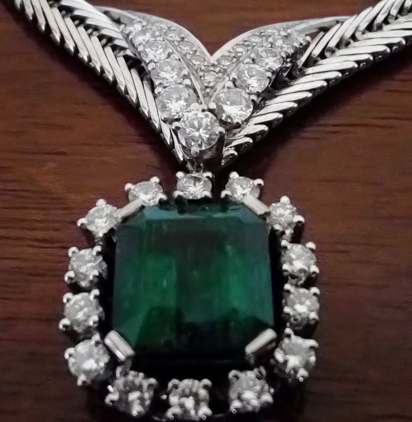 Catenine: Smaragd Collier – Nuovo (secondo la descrizione) da Mattwil venduto da Exquisite-Excellence