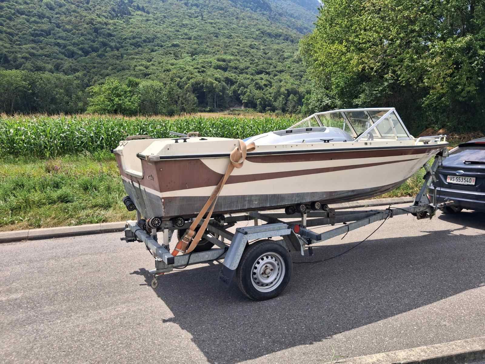 Barche: bateau sans moteur avec romorque – Usato da Vevey venduto da gocedaca 4