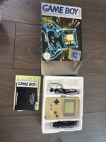 Nintendo Game Boy DMG-01 mit Originalverpackung und Zubehör