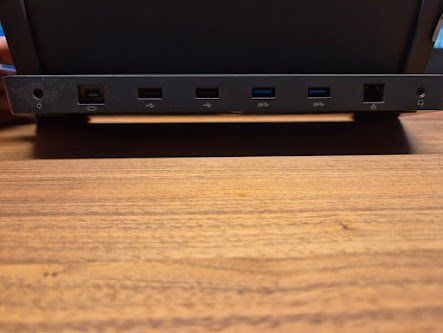 Microsoft Dockingstation: Surface Docking Station Model 1664, inkl. Netzteil / Surface – Gebraucht aus Affoltern am Albis von Scarmela