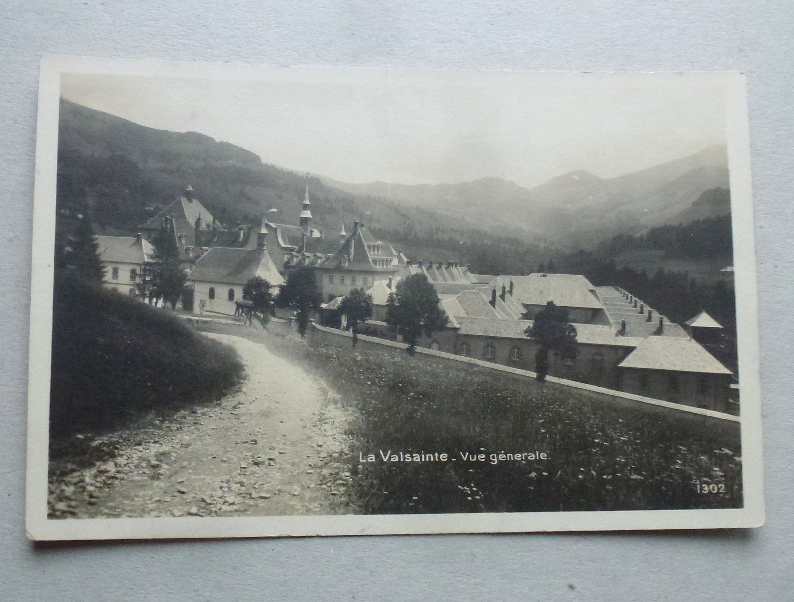 Cartoline postali: Ansichtskarte La Valsainte Vue Generale – Usato da Walkringen venduto da Casablanca777