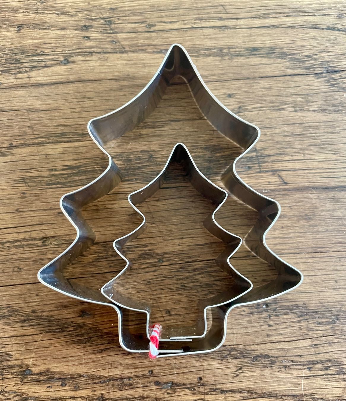 Backformen: Ausstecher/ Ausstechform, Tannenbaum, 2 Stk. – Neu und originalverpackt aus Gümligen von soleil149