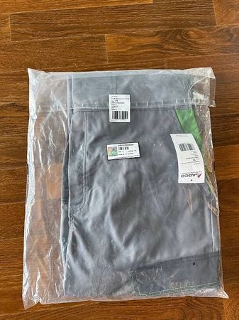 Fendt Latzhosen Grösse 54 (Neu)