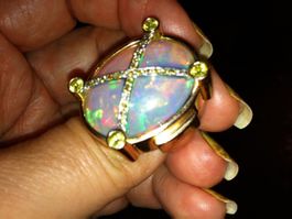 LLAN VALLS©️™️ 21 ct Ethiopian Welo Opal Ring 18K Rose Gold