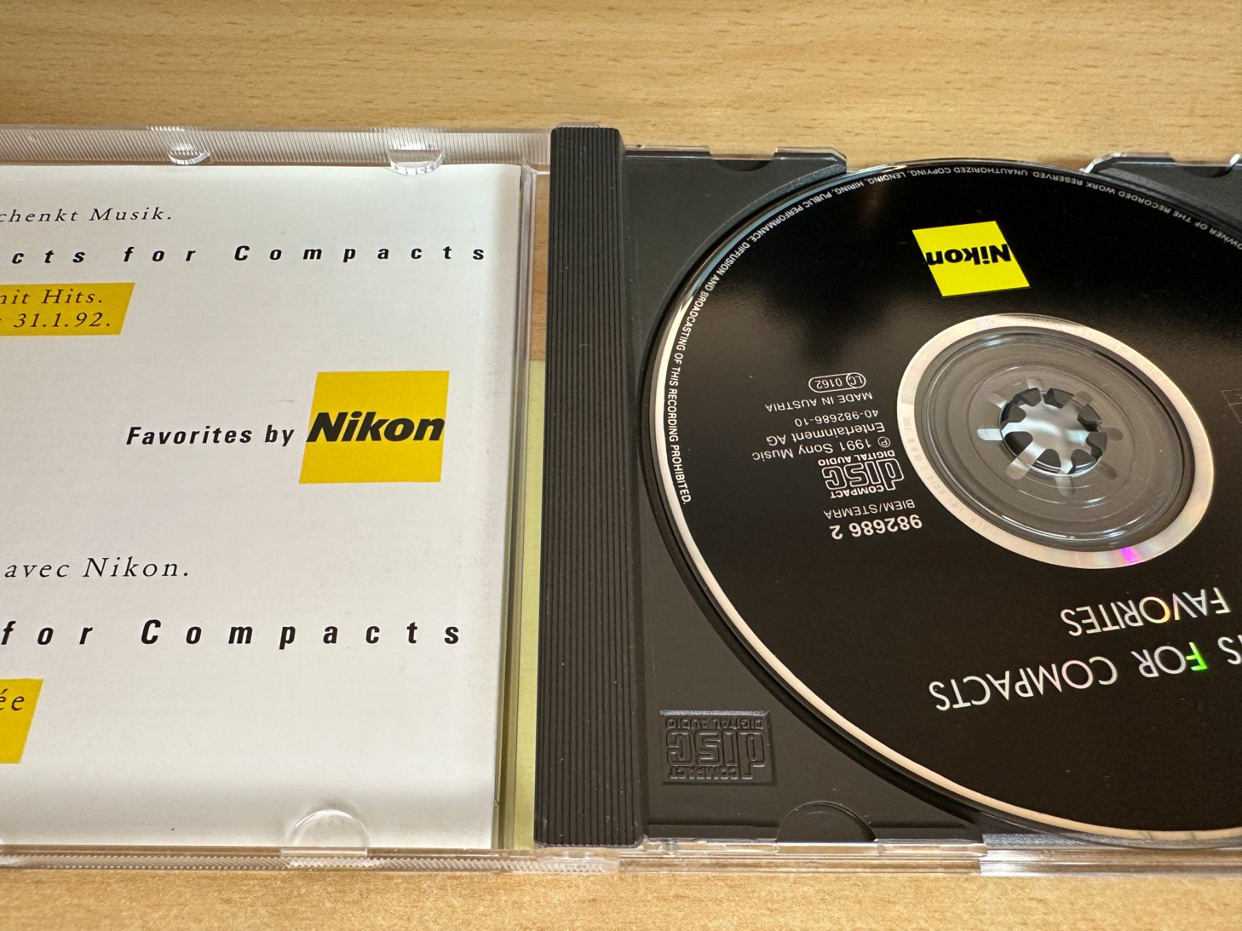 CDs: B2 Various – Nikon Compact for Compact - Favorites – Gebraucht aus Rikon im Tösstal von Alpenmutz 2