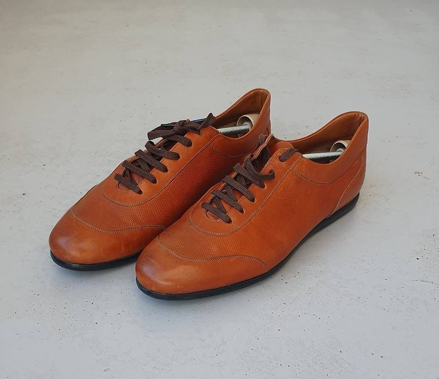 Scarpe da uomo: Superbes chaussures / ville / Tirelli / taille 44 – Usato da Servion venduto da meno999