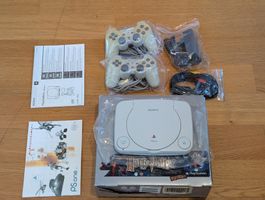 Sony PlayStation PSone Konsole mit 2 Controllern OVP