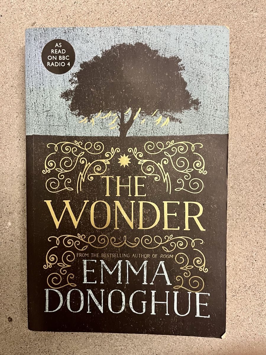 Libri: Emma Donoghue - The Wonder Roman – Usato da Oberengstringen venduto da boj_9p7y