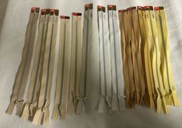 LOT RIRI REISSVERSCHLÜSSE 13 STK. ALLE 20 CM. NEU