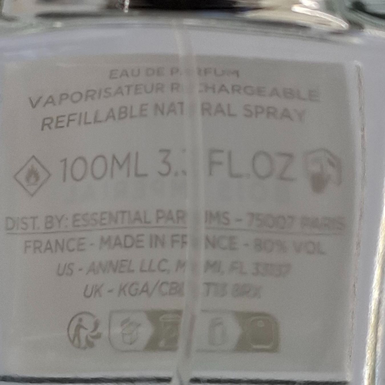 Parfums & Eau de Toilette: Bois Imperial Essential Parfums Original – D'occasion à Flums par Inna77 2