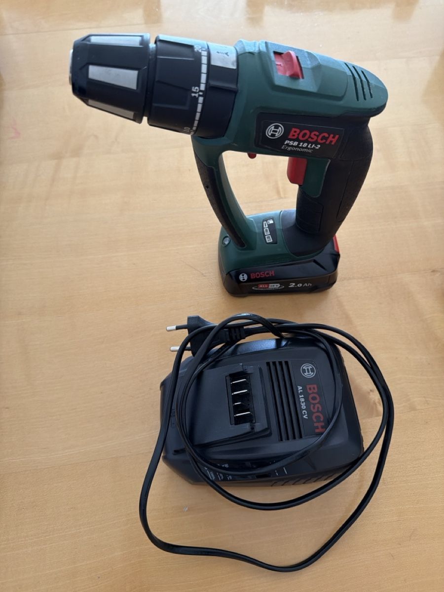 Bosch Trapani: Perceuse-visseuse sans fil Bosch PSB 18 LI-2 – Usato da Schachen LU venduto da Bapp7 1