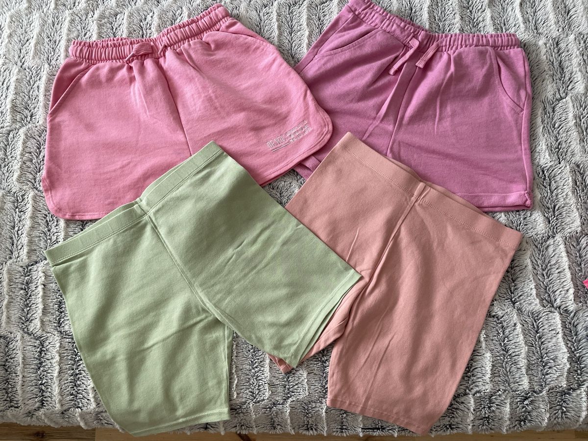Lotti & Set di vestiti: Kleiderpaket für Mädchen 1. – Usato da Rothenburg venduto da keny79z5 8