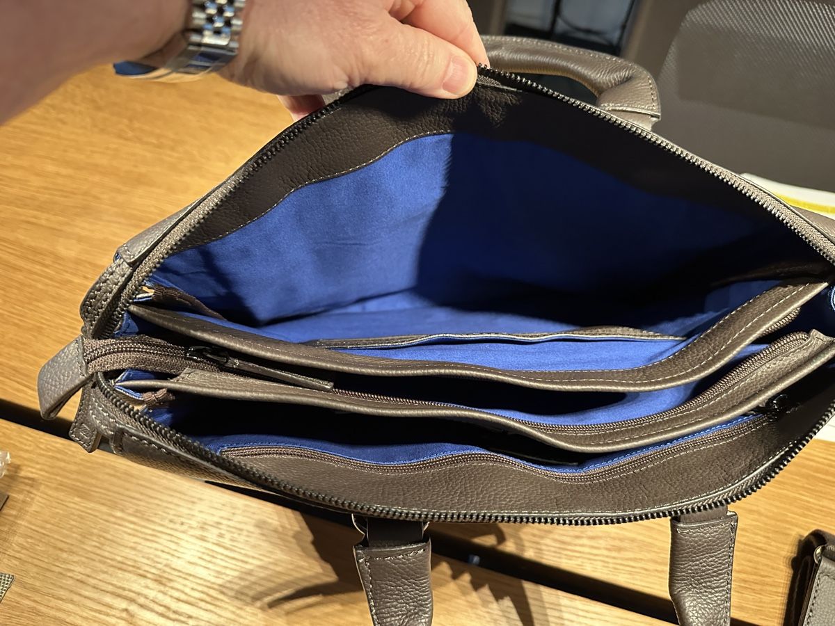 Navyboot Koffer & Taschen: NAVYBOOT Aktentasche, Top Zustand, NEU! – Neu (gemäss Beschreibung) aus Stansstad von Dalmatinerhjf 3