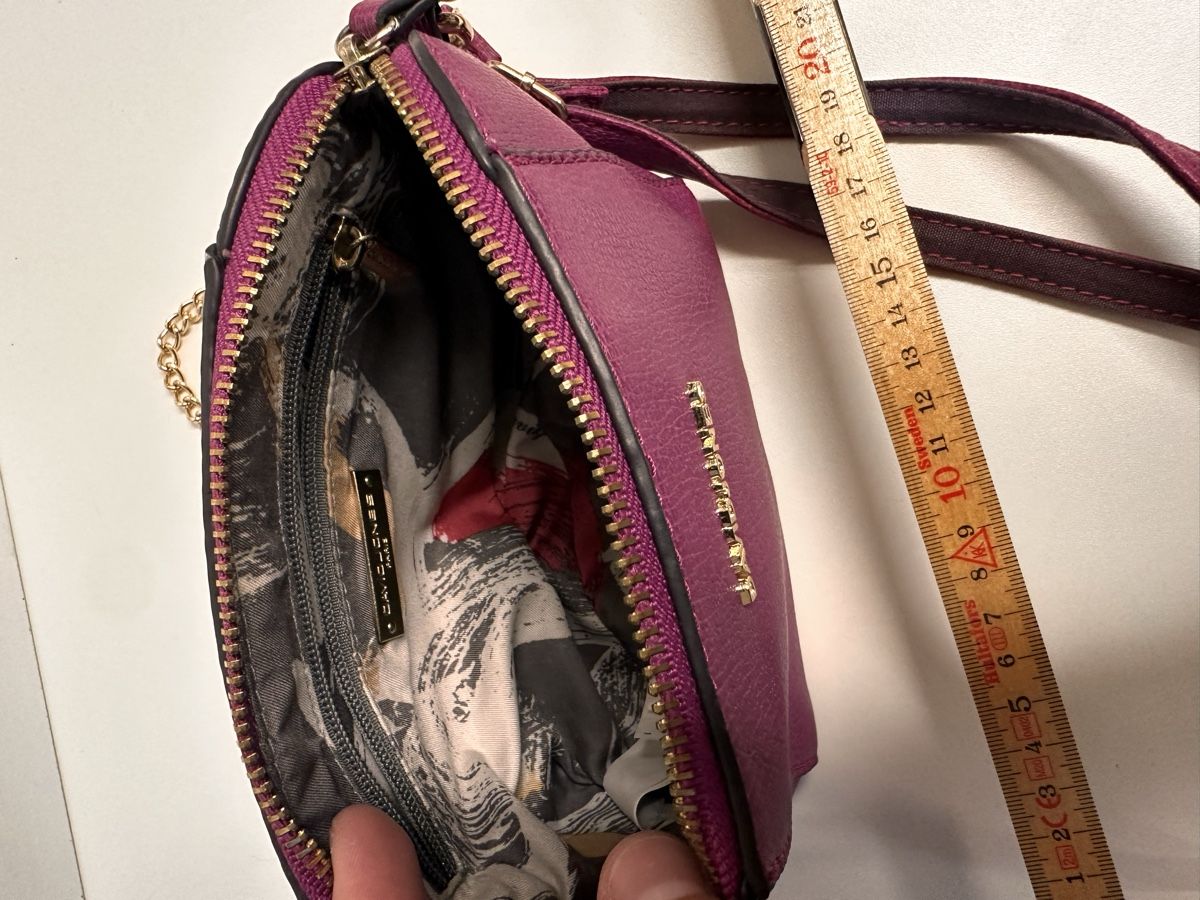 David Jones Borse: David Jones Handtasche, beere, neuwertig, klein – Nuovo (secondo la descrizione) da Oberurnen venduto da jasmin2fel 1