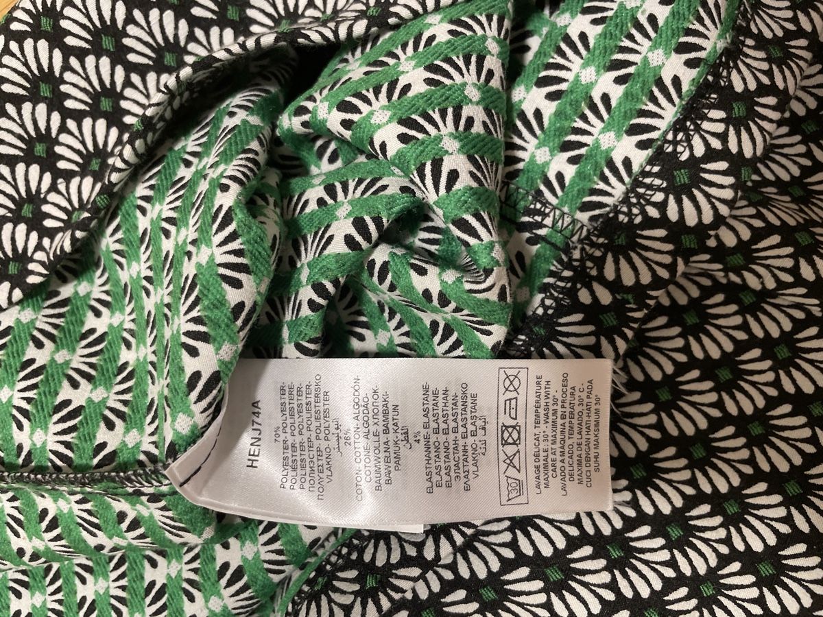 Nafnaf Gonne: Stylish NAF NAF Skirt, Size 40 – Usato da Neuchatel venduto da shi_9fzw 7