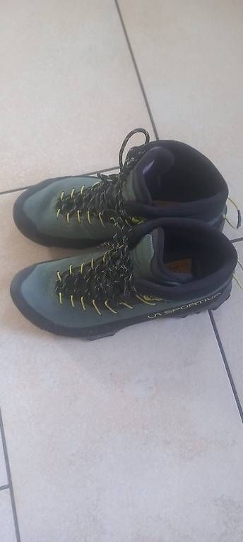Scarpe da uomo: La Sportiva Wanderschuhe – Usato da Schänis venduto da he80 1