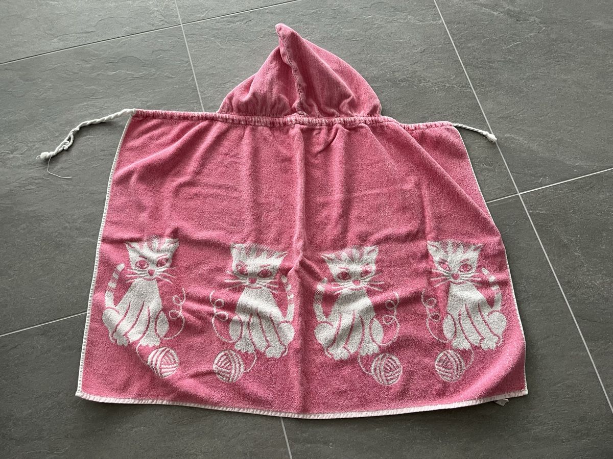 Accappatoi: Badeponcho – Usato da Fraubrunnen venduto da amm_7kp6 1