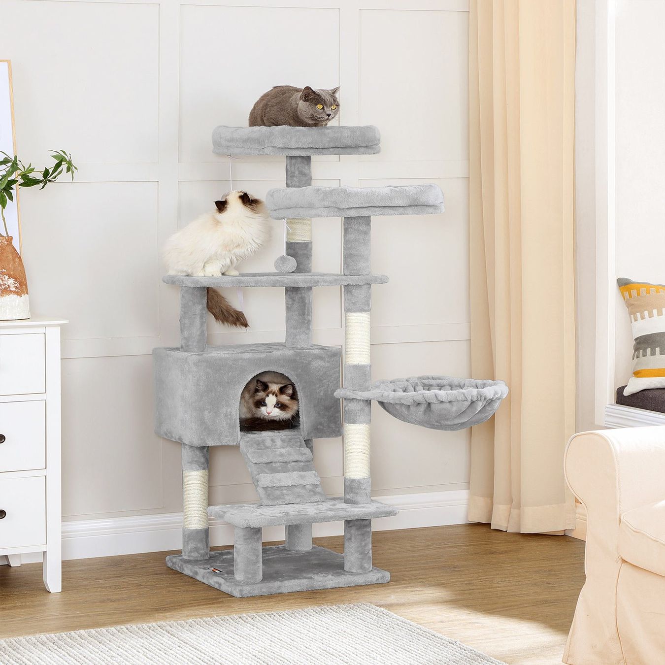 Tiragraffi: Kratzbaum Katzenbaum 142cm LUMORIS – Nuovo (secondo la descrizione) da Lachen SZ venduto da MAMORU-MOEBEL 2