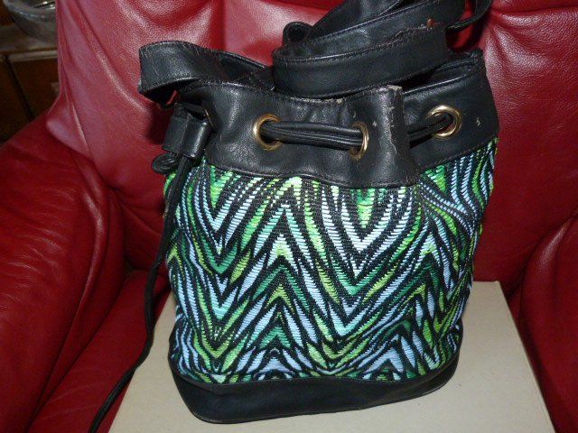 Borse da donna: Beuteltasche Limelight – Usato da Nunningen venduto da Fashion-Ave51
