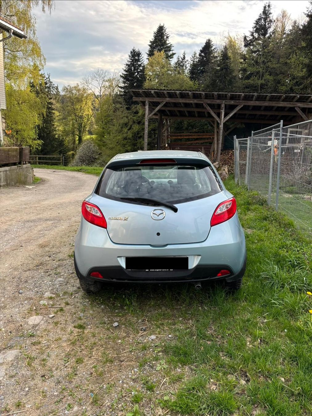 Mazda Automobili: Mazda 2, 1.5l, JG 2009 – Usato da Engelburg venduto da DaeRichii 2