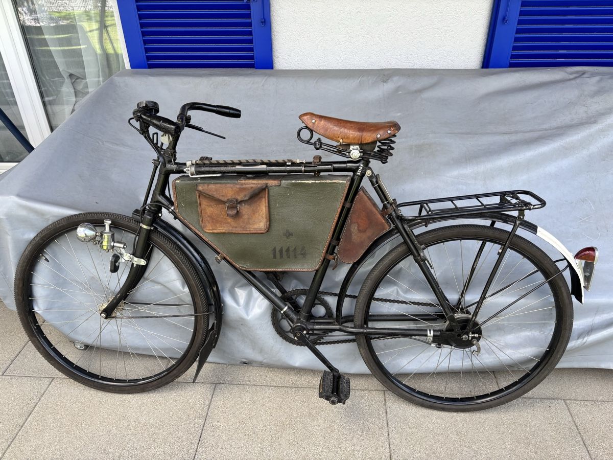 Schweizer Armee Velos: Ordonnanzrad 1946 – Gebraucht aus Stüsslingen von Natrium