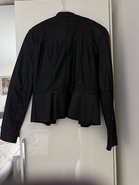 Jacken: Jacke – Gebraucht aus St. Gallen von Lina-05 1