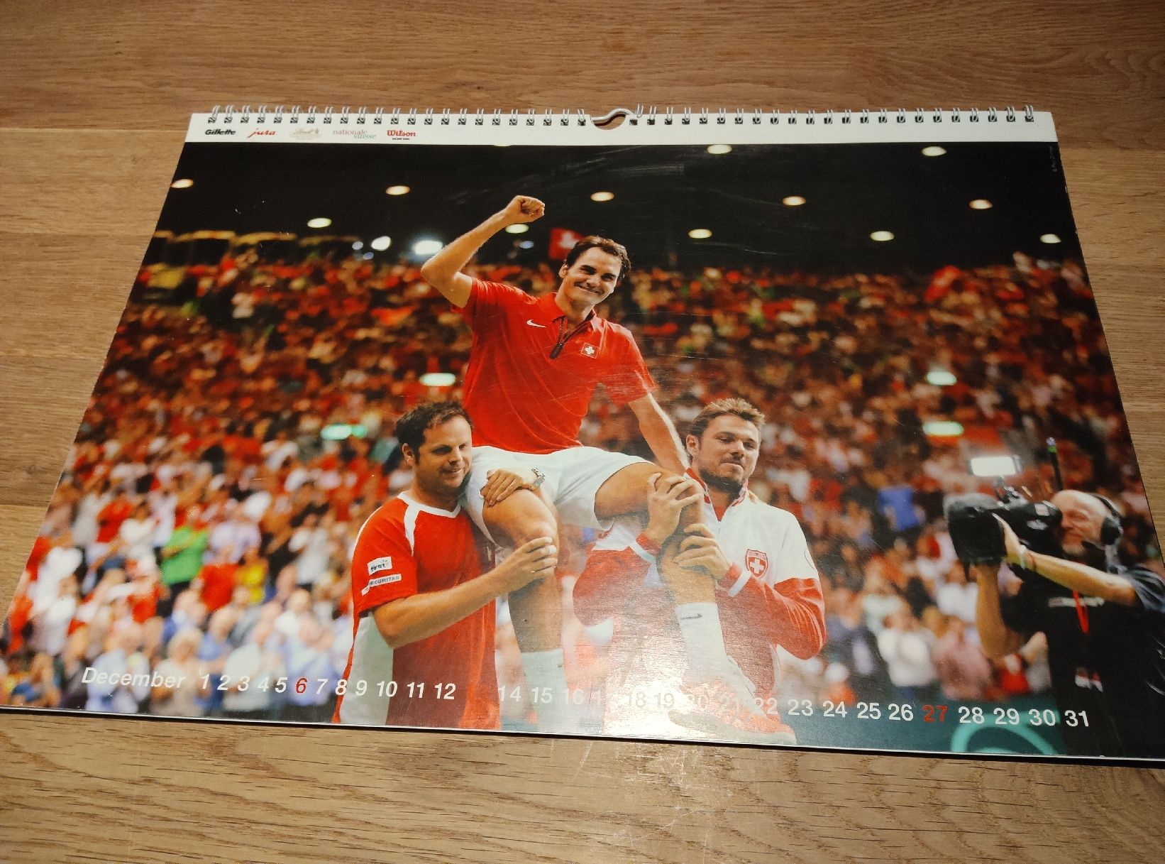 Kalender: Roger Federer Kalender 2015 - Jahr des Davis-Cup-Sieges – Gebraucht aus Zofingen von Justice79 4