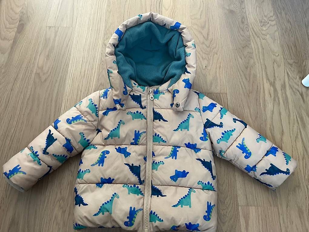 S.Oliver Giacche & Cappotti: Winterjacke S.Oliver Dinosaurier Gr. 92 – Usato da St-Prex venduto da kaz_2kyk