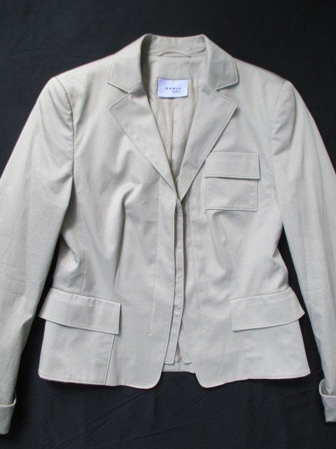 Akris Giacche: AKRIS punto - Blazer Jacke Gr. 36 – Usato da Wetzikon ZH venduto da icewear 1