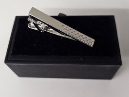 Krawattennadel neu und in Box verpackt