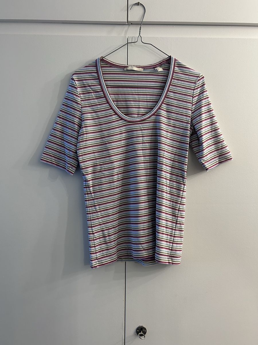 Esprit T-shirt: Striped Esprit T-Shirt Size M/L – Usato da Marly venduto da redinaber